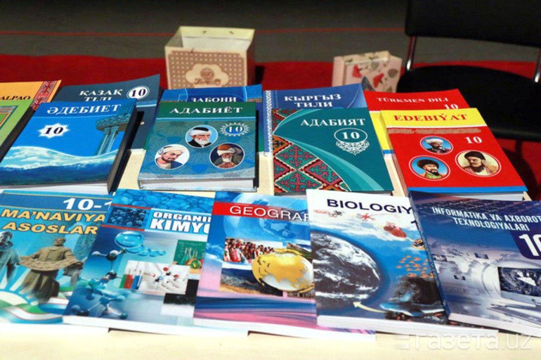 Maktablarda kimlar bepul darsliklar bilan ta’minlanadi?