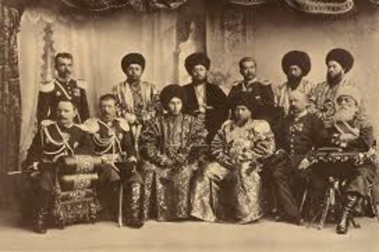Xiva xonlari haqida tarixiy hangomalar