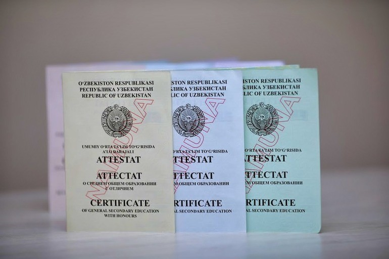 Bu yil maktab bitiruvchilariga shahodatnomaning nusxasi beriladi