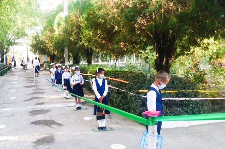 6 oy tanaffusdan so‘ng bugun 324 ta maktab o‘quvchilari uchun o‘z eshiklarini ochdi