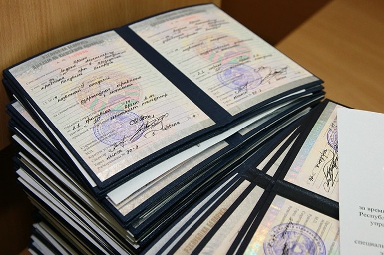 Xorijiy davlatlarda ta’lim olganlik to‘g‘risidagi hujjatlarni tan olish uchun navbatdagi sinov testlari o‘tkaziladigan kunlar ma’lum bo‘ldi